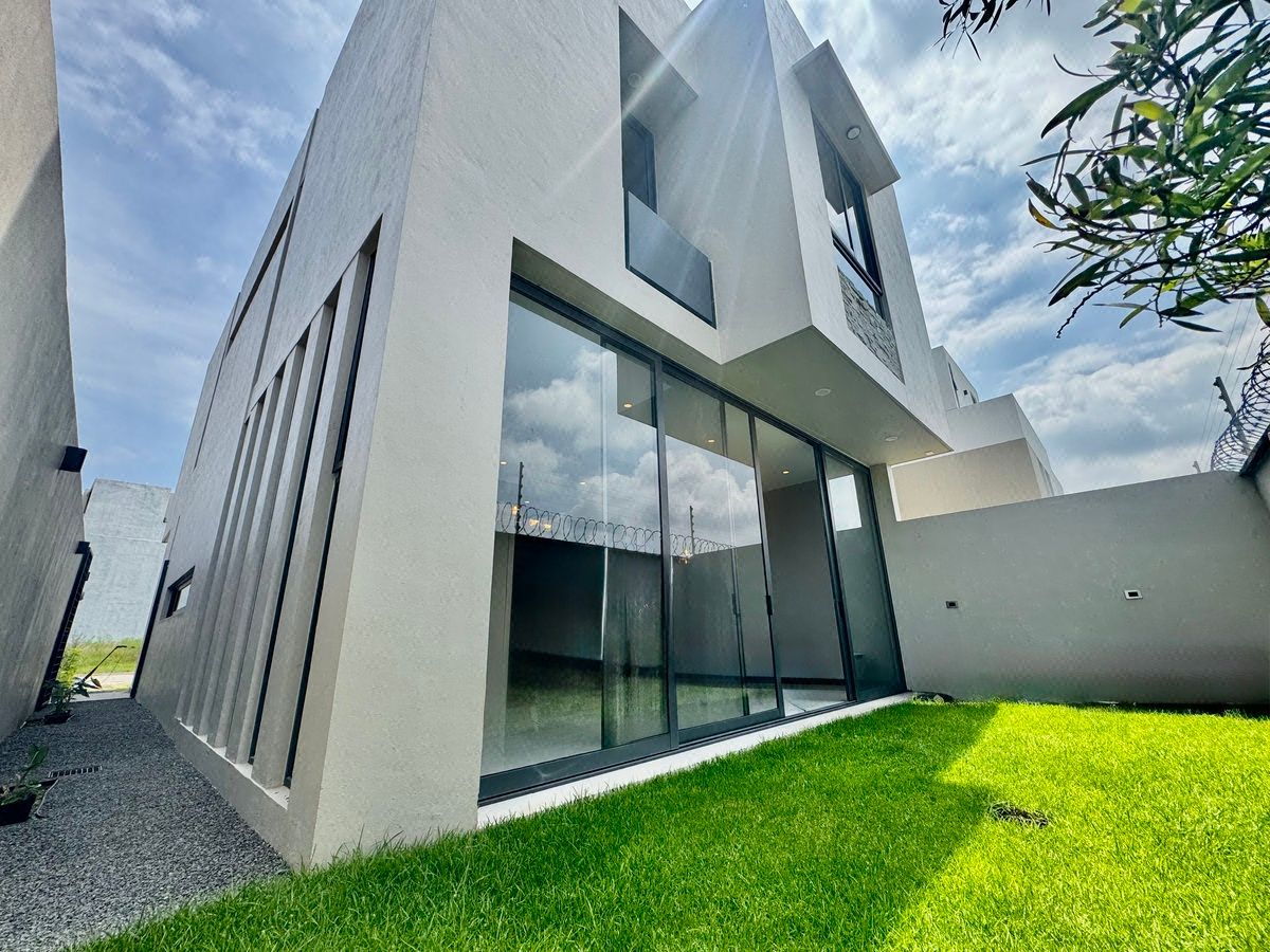 Beautiful New House inside a gated community. Vallarta Parks - foto 2