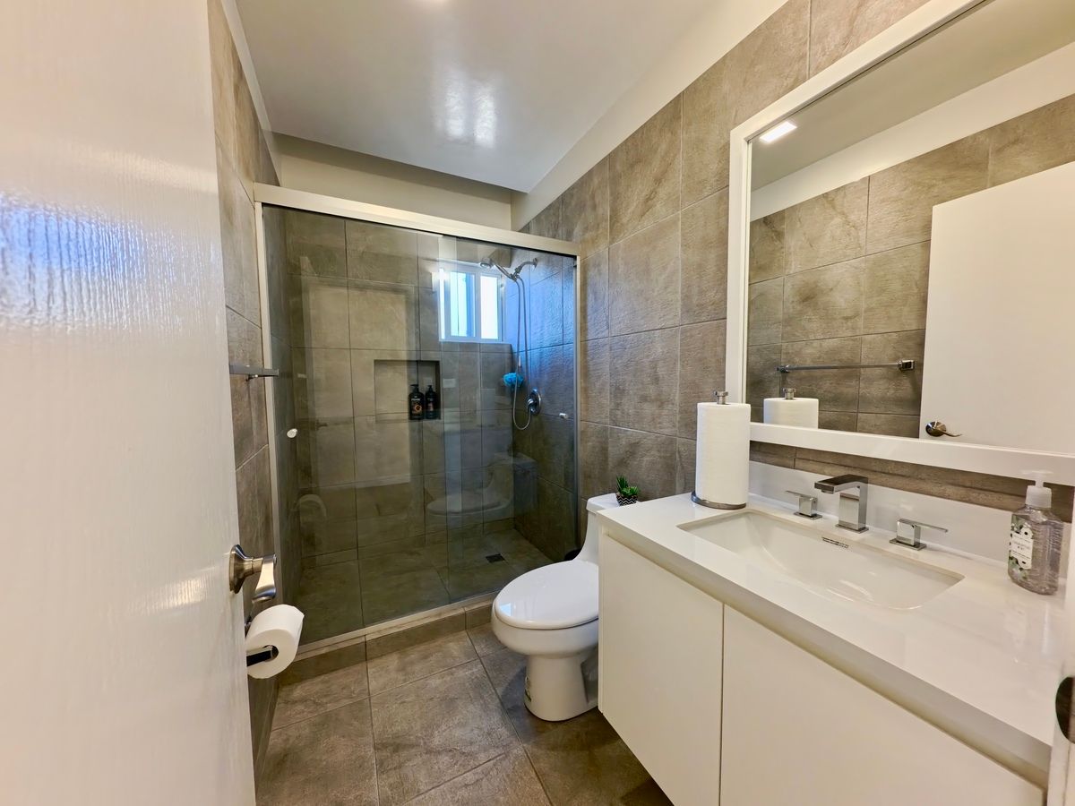 18 de 32: Baño completo 1