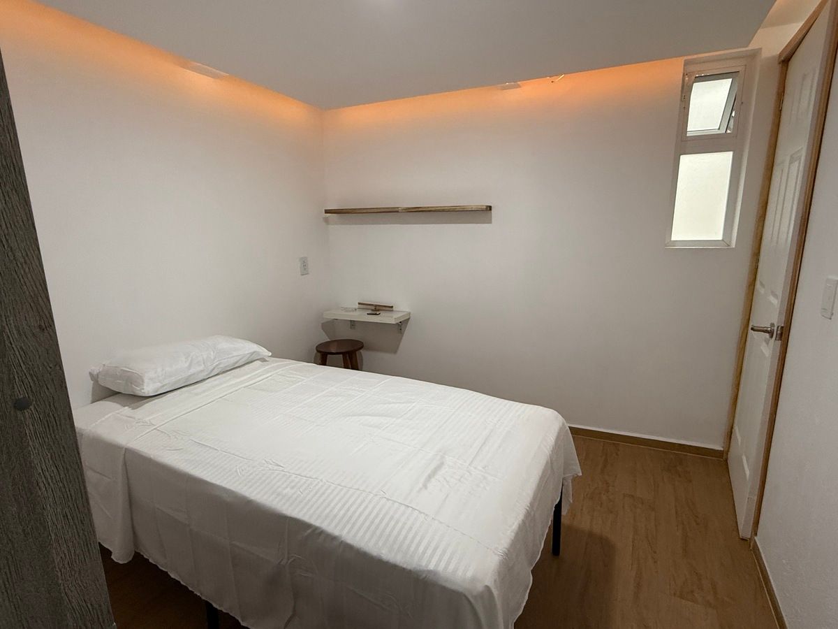 8 de 47: HABITACIÓN 2