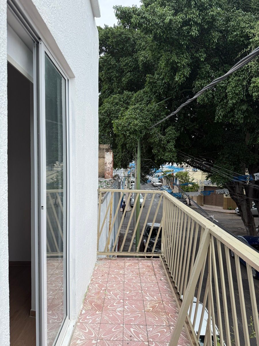 16 de 47: HABITACIÓN 4