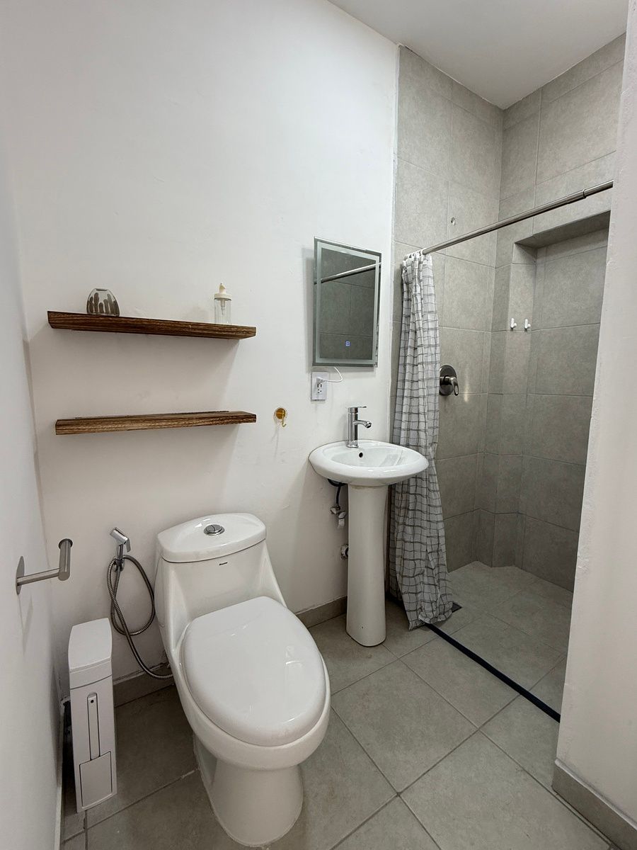 21 de 47: HABITACIÓN 4