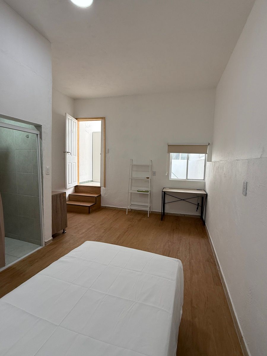 24 de 47: HABITACIÓN 5
