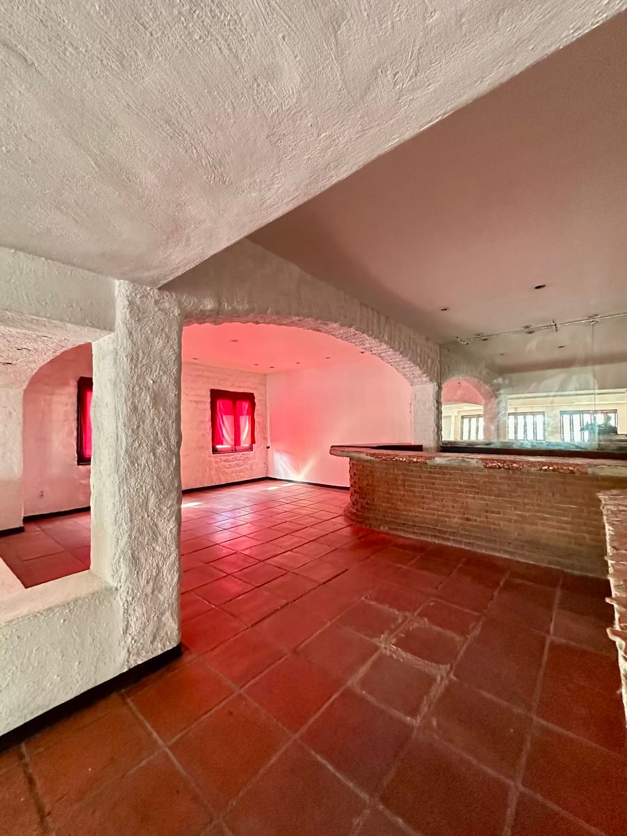 10 de 20: Área de mesas