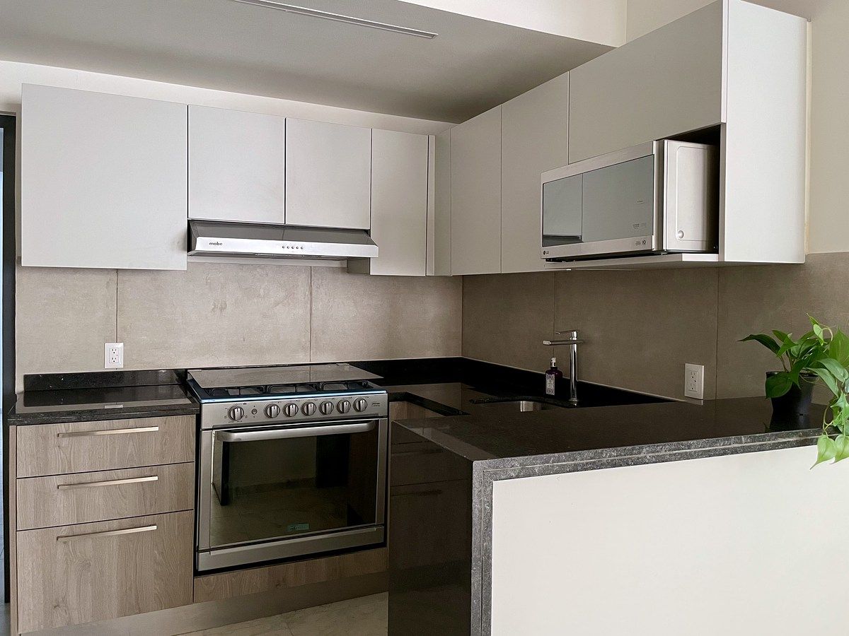 9 de 28: Estufa de 6 quemadores con horno a gas