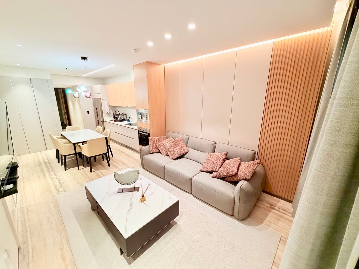 1 de 14: Area Social