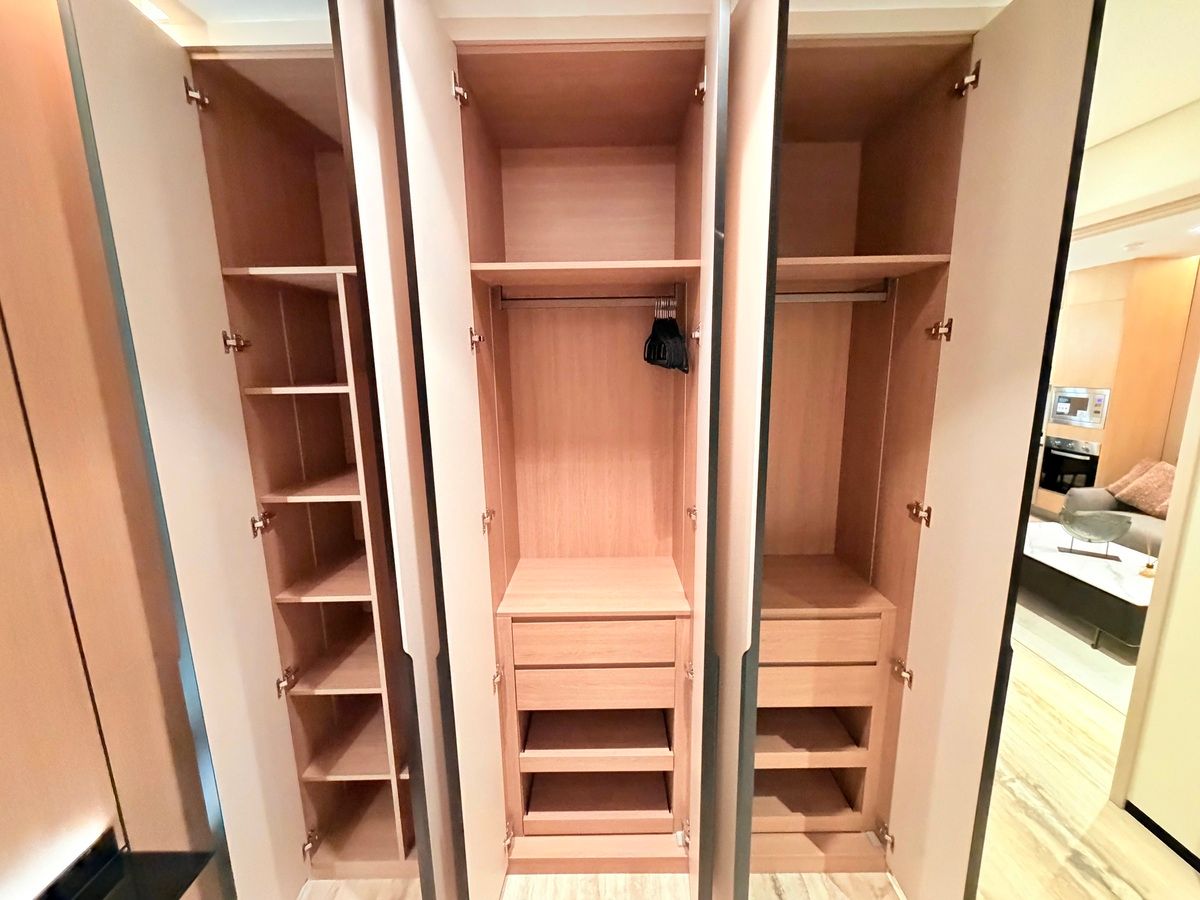 8 de 14: Closet con Caja fuerte