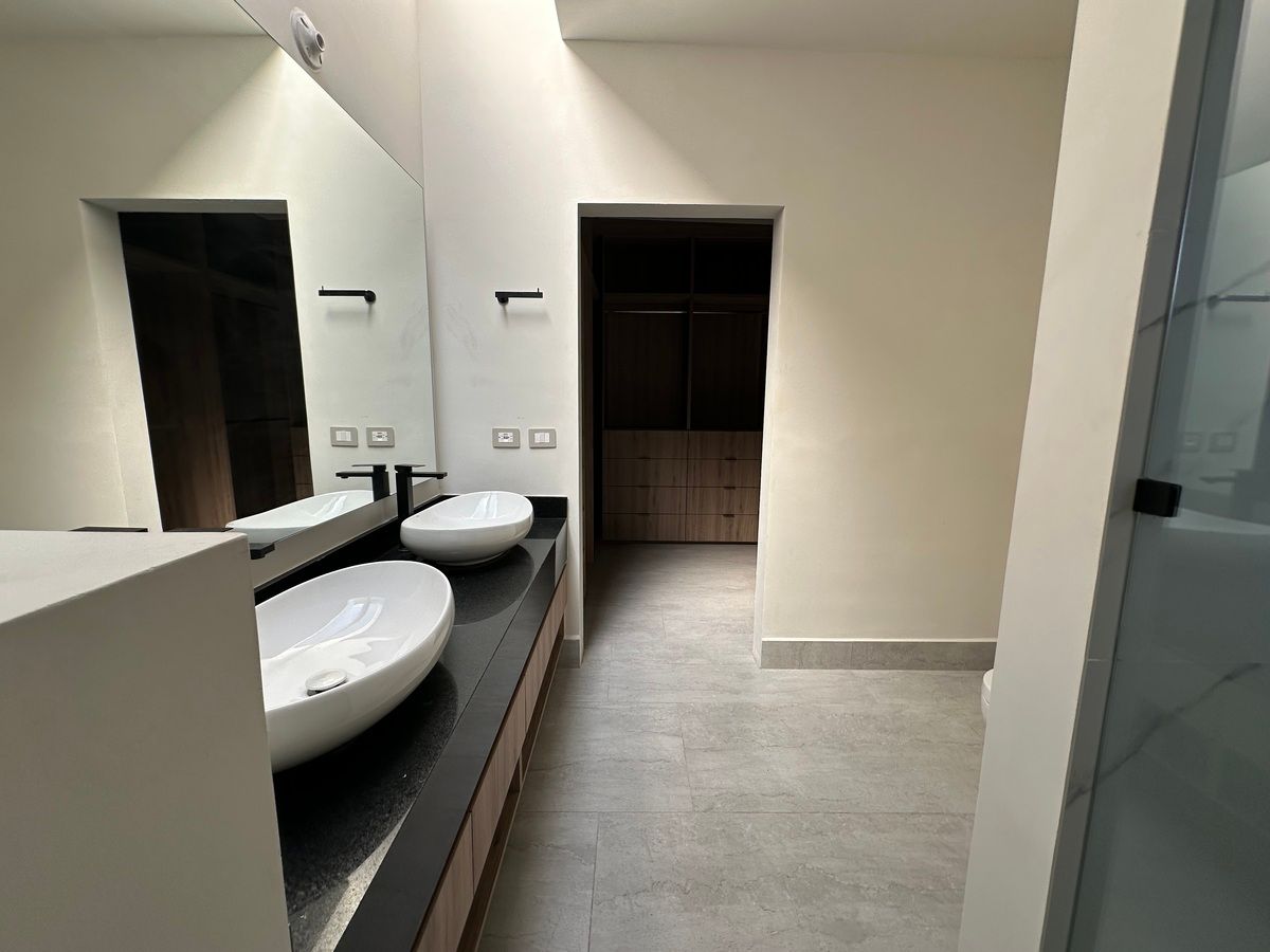 15 de 21: Lavanetas Principal