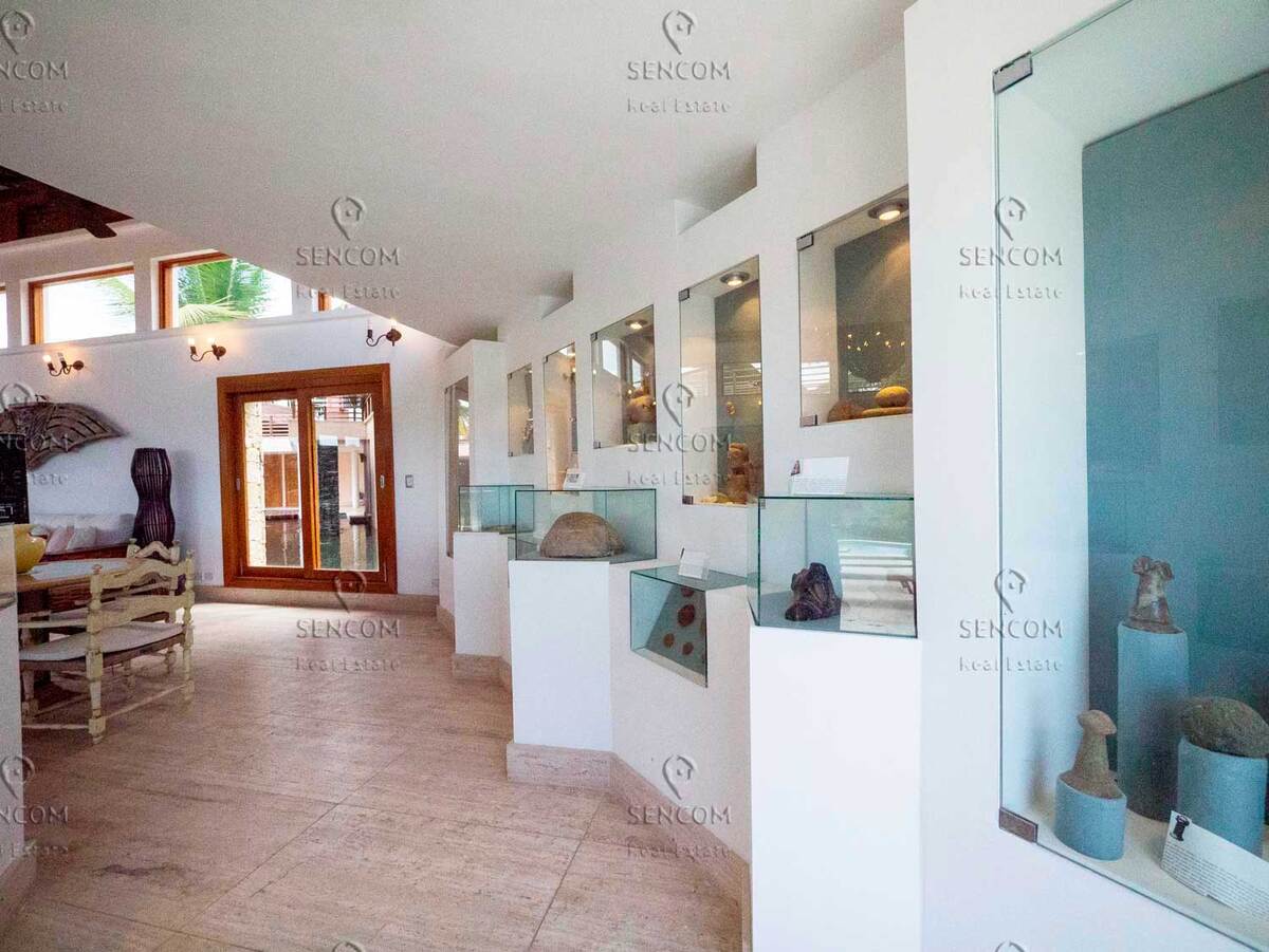 40 de 49: Villa Tropical con Vista al Golf y Mar en Cap Cana 40