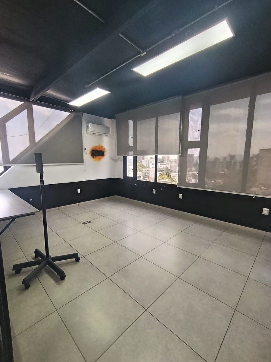 Oficina en Ladrón de Guevara, Guadalajara, foto 8 de 13