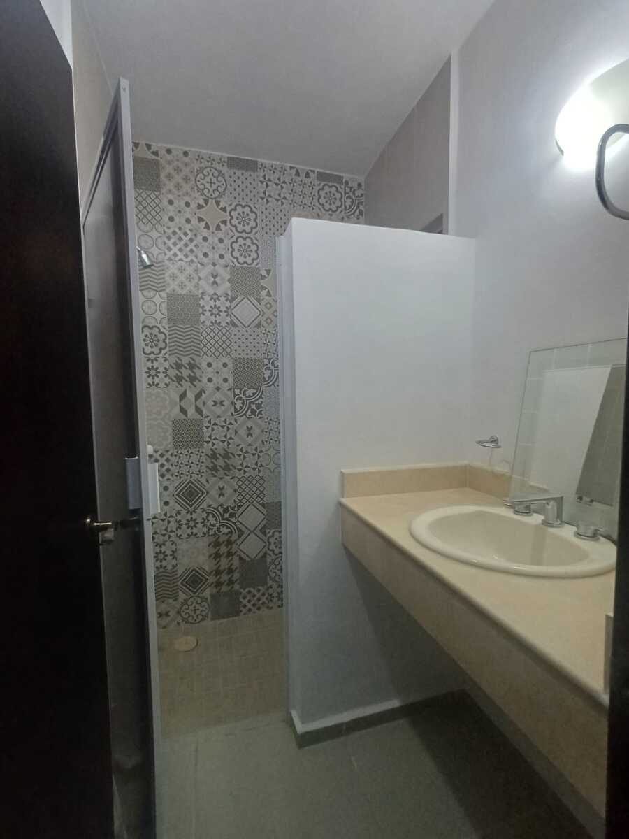 15 de 31: Baño en planta baja