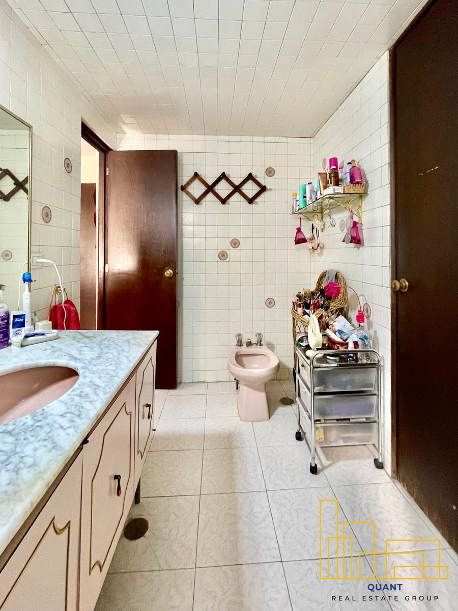 26 de 50: Baño completo 1