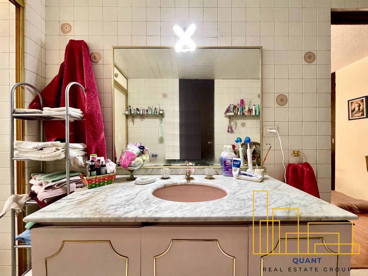 28 de 50: Baño completo 1