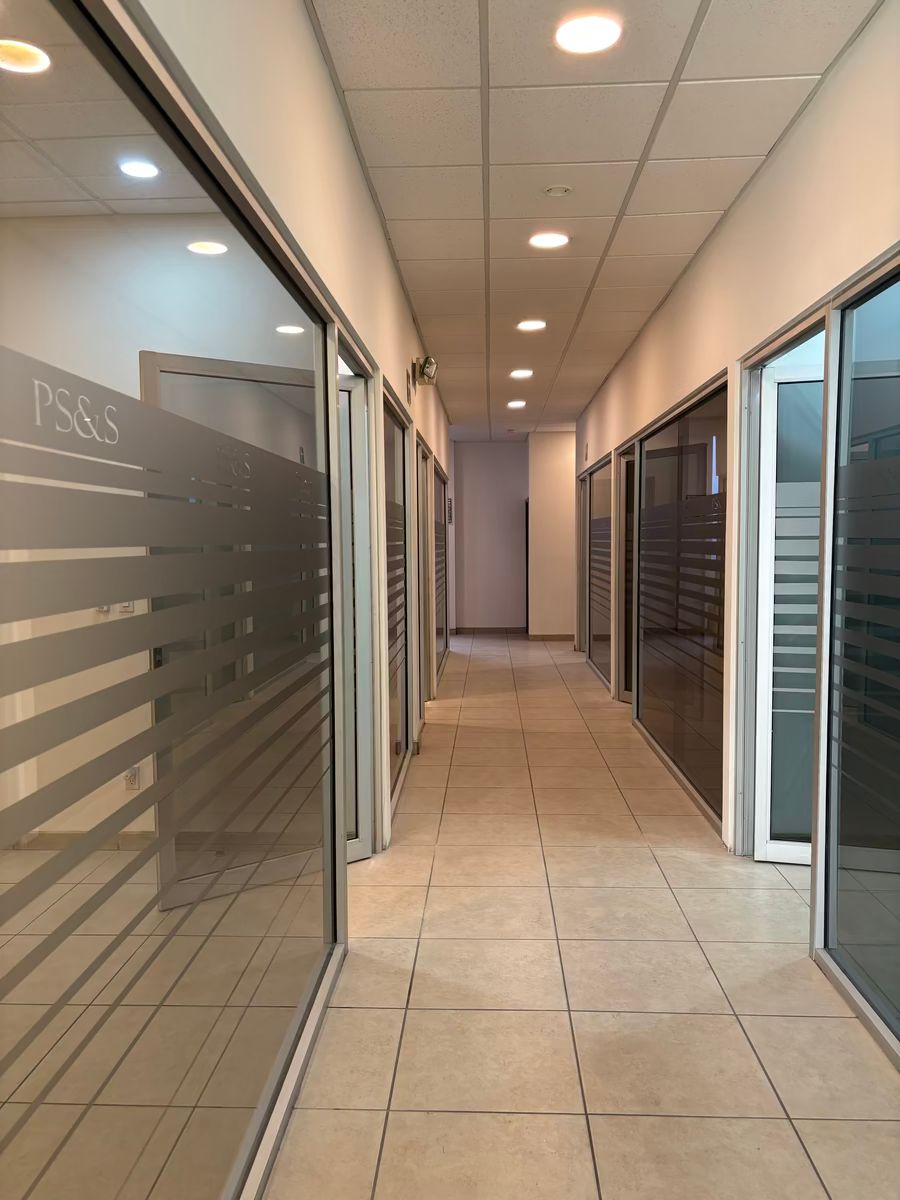 4 de 17: Entrada a piso 1