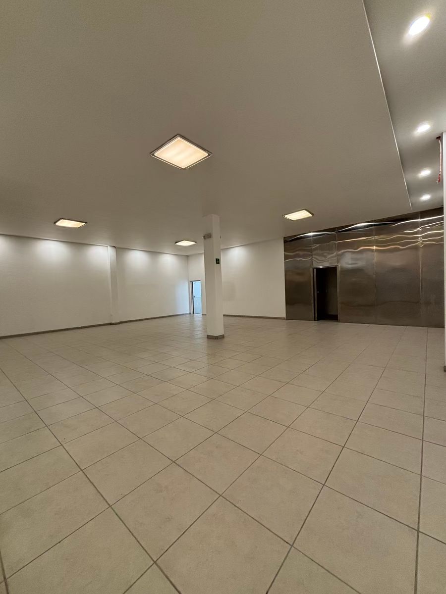 11 de 17: Vista area abierta piso 2