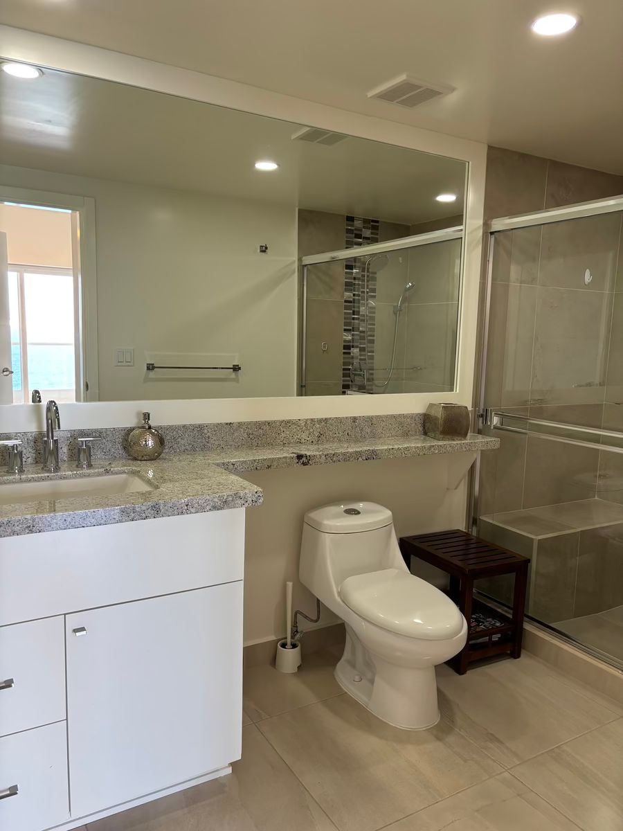 9 de 17: Baño principal