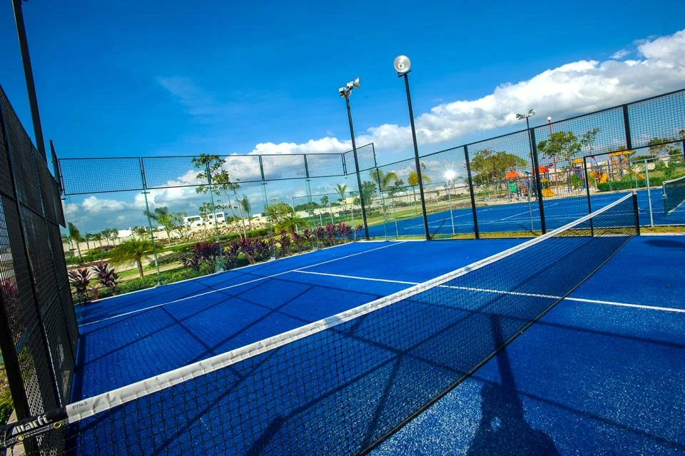 26 de 27: Cancha de pádel