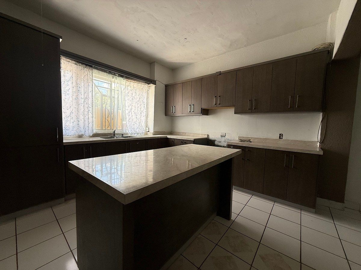 Casa en La Ciénega Poniente, Tijuana, foto 37 de 43