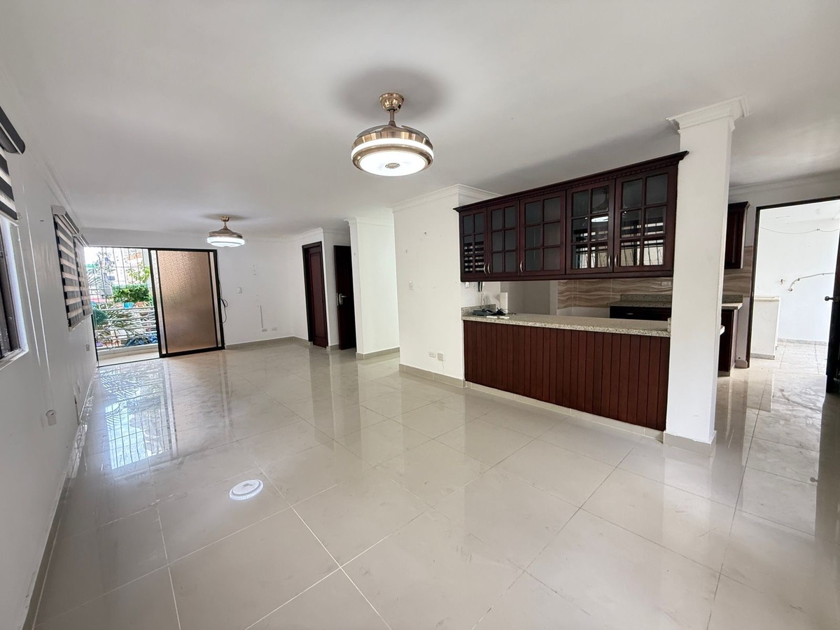 Apartamentos en Venta Evaristo Morales, Santo Domingo
