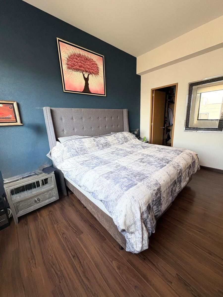 27 de 36: RECAMARA PRICIPAL CON VESTIDOR Y BAÑO