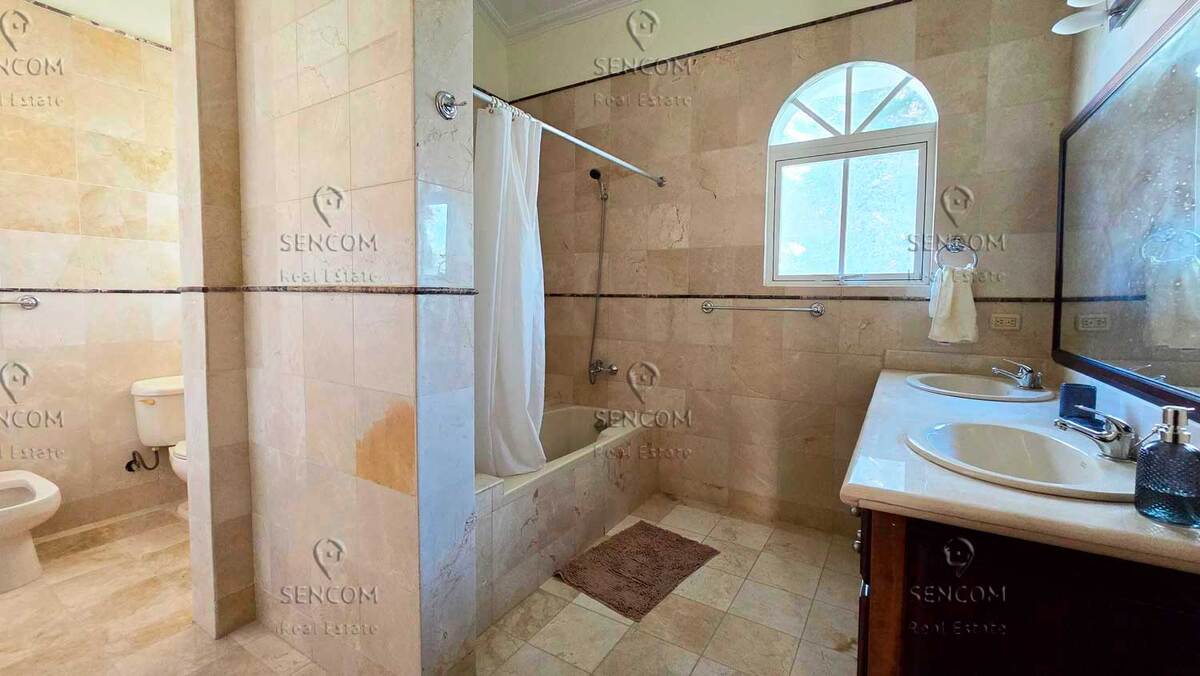 3 de 23: Apartamento Duplex se vene en Cocotal 3