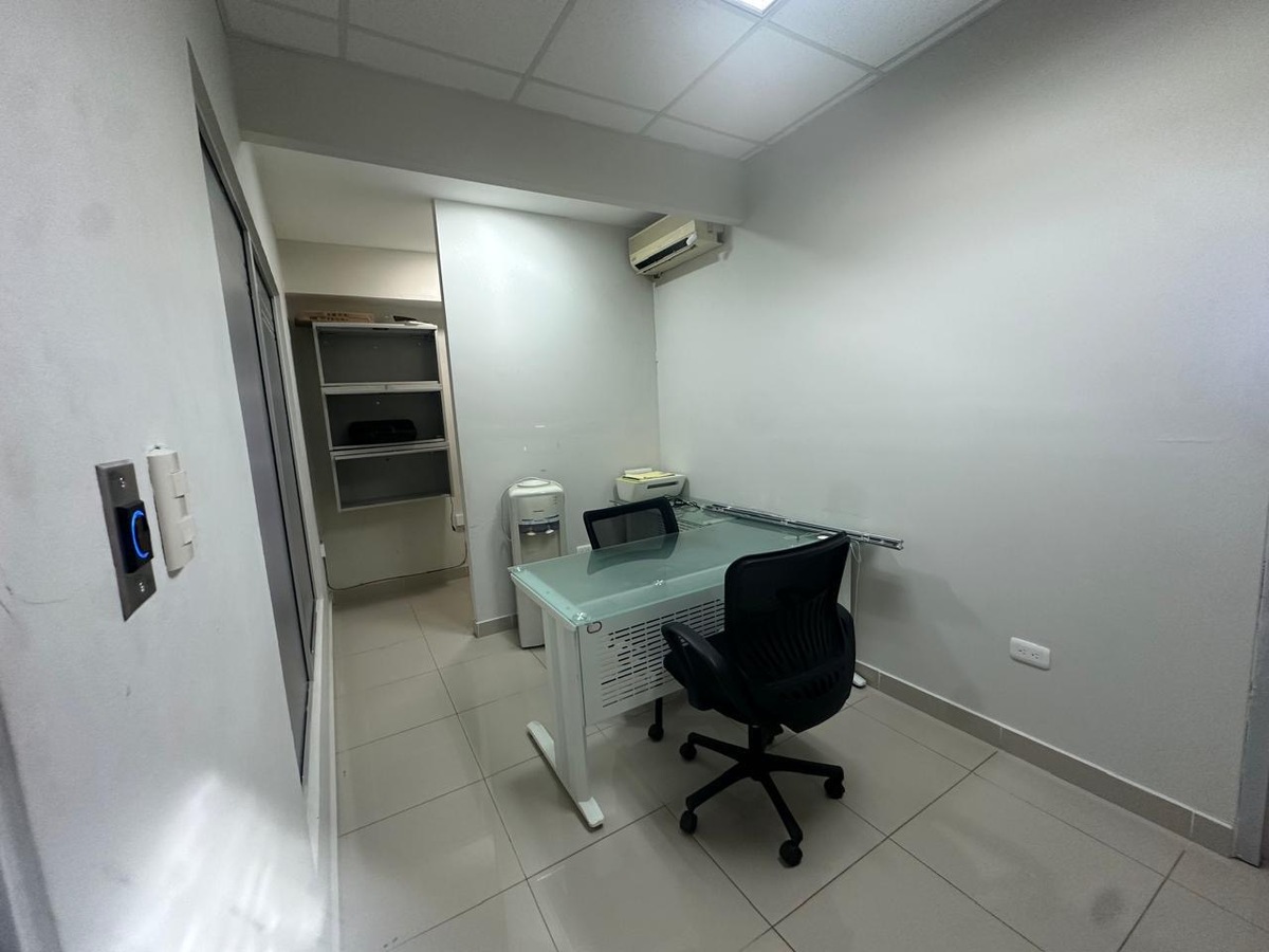 Locales en Venta Julieta Morales, Santo Domingo