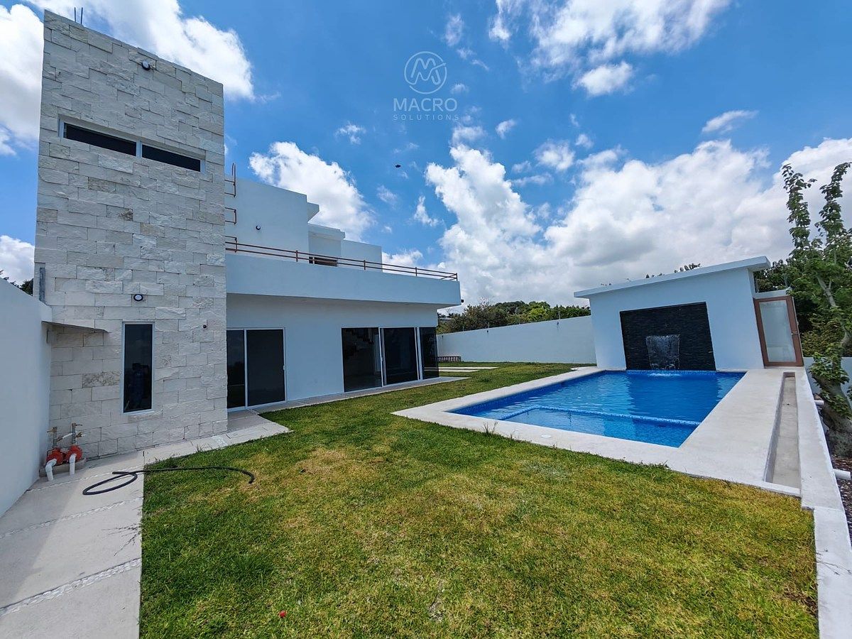 CASA EN VENTA EN FRACC. PRADERAS DE OAXTEPEC, YAUTEPEC, MOR. CON ALBERCA, foto 1 de 22