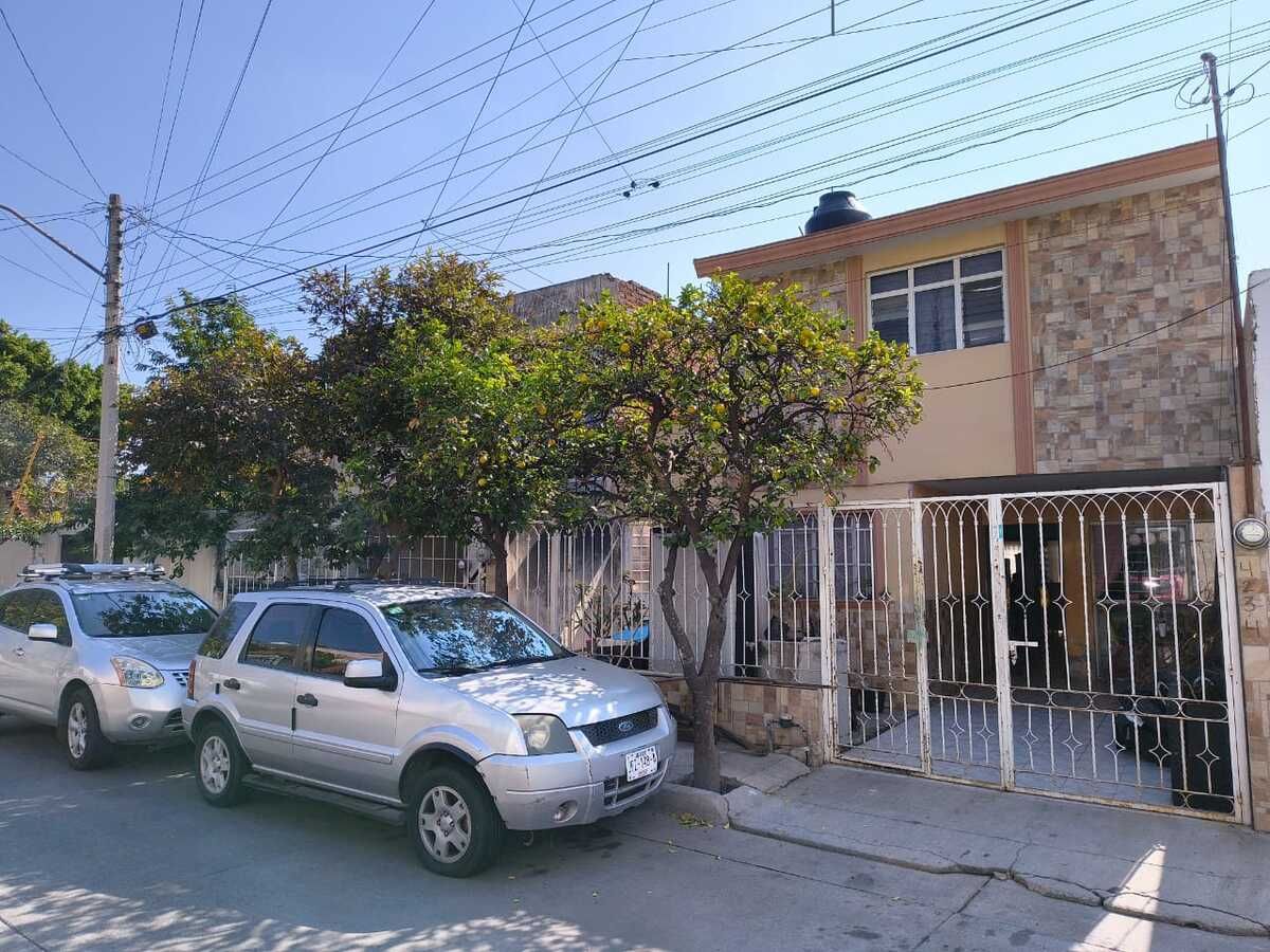 GUADALAJARA CERCA DE PLAZA ALTEA Y DE LA ESTACION TETLAN - foto 3