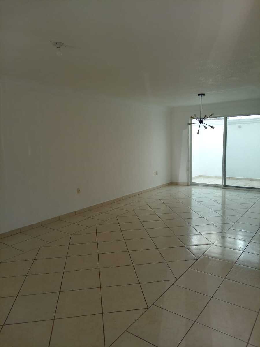 7 of 34: SALA-COMEDOR