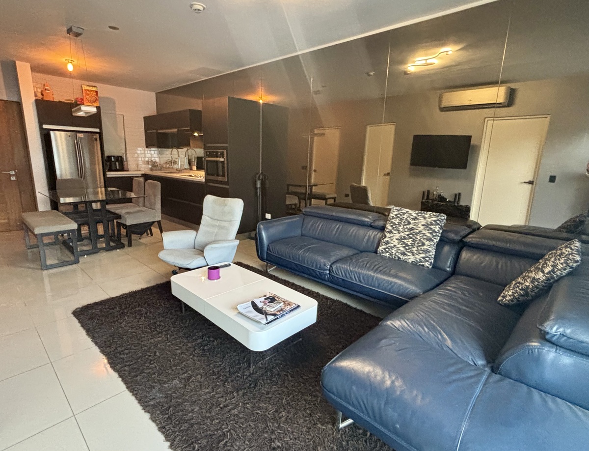 3 de 5: Cocina y family