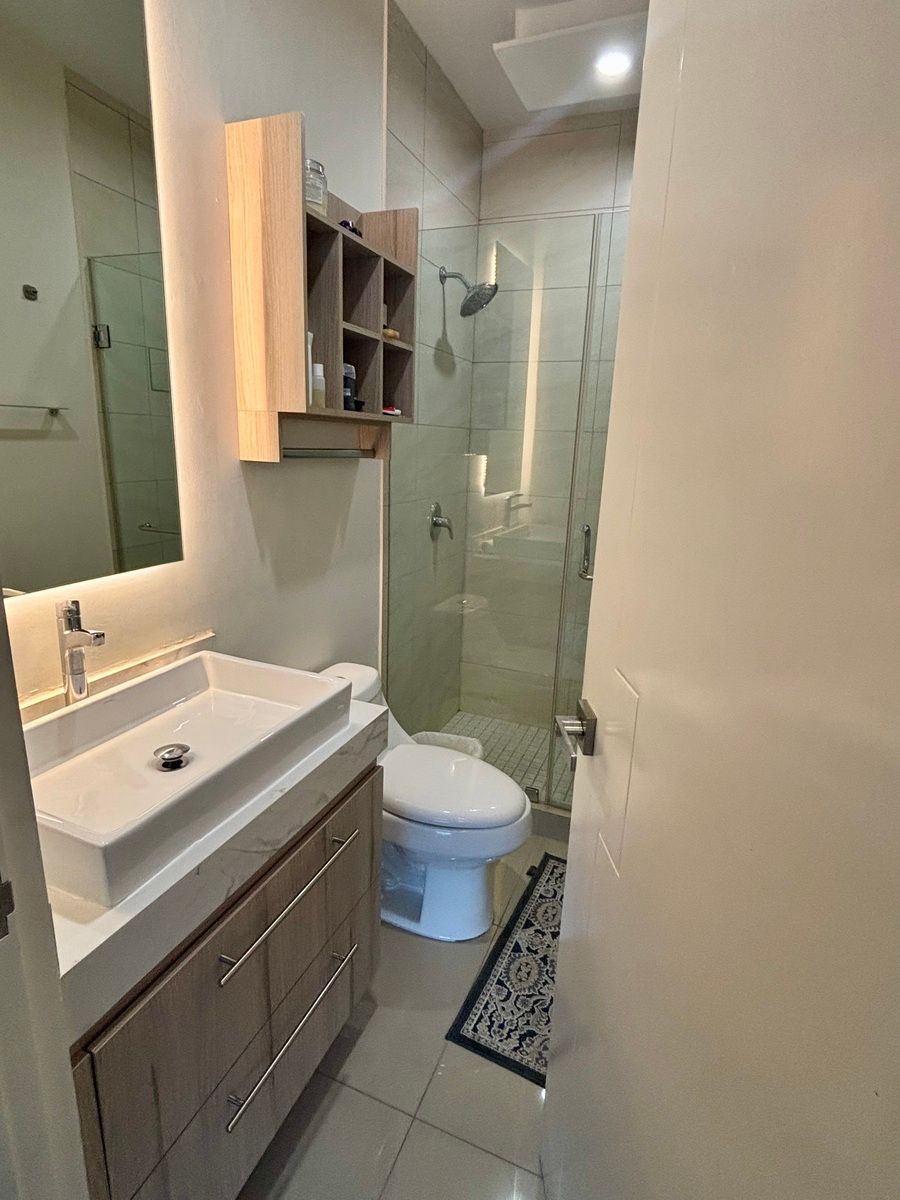 4 de 6: Baño principal