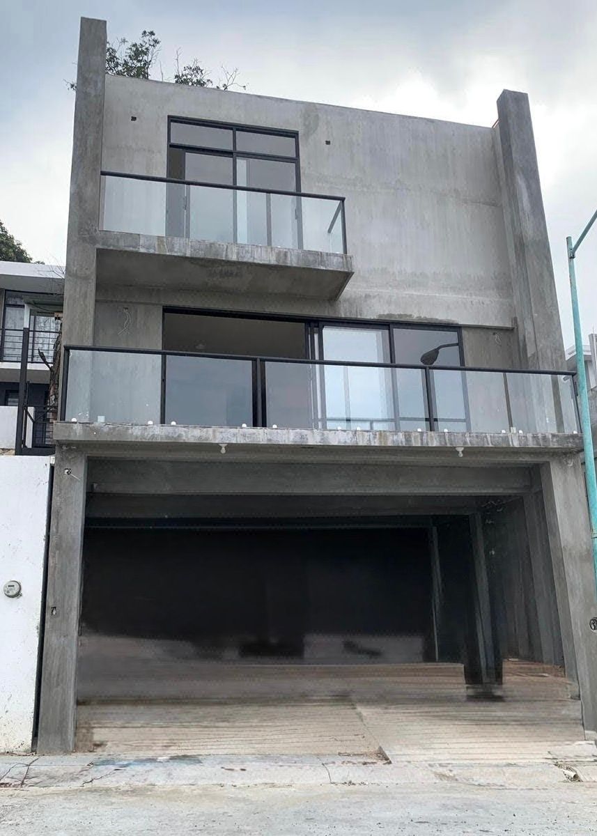 Venta Casa Fracc. Privado Las Brisas