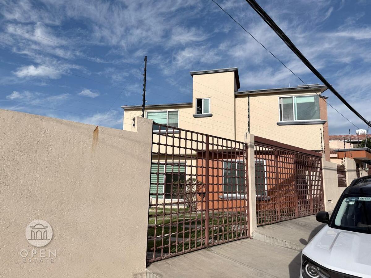 29 de 30: fachada lateral