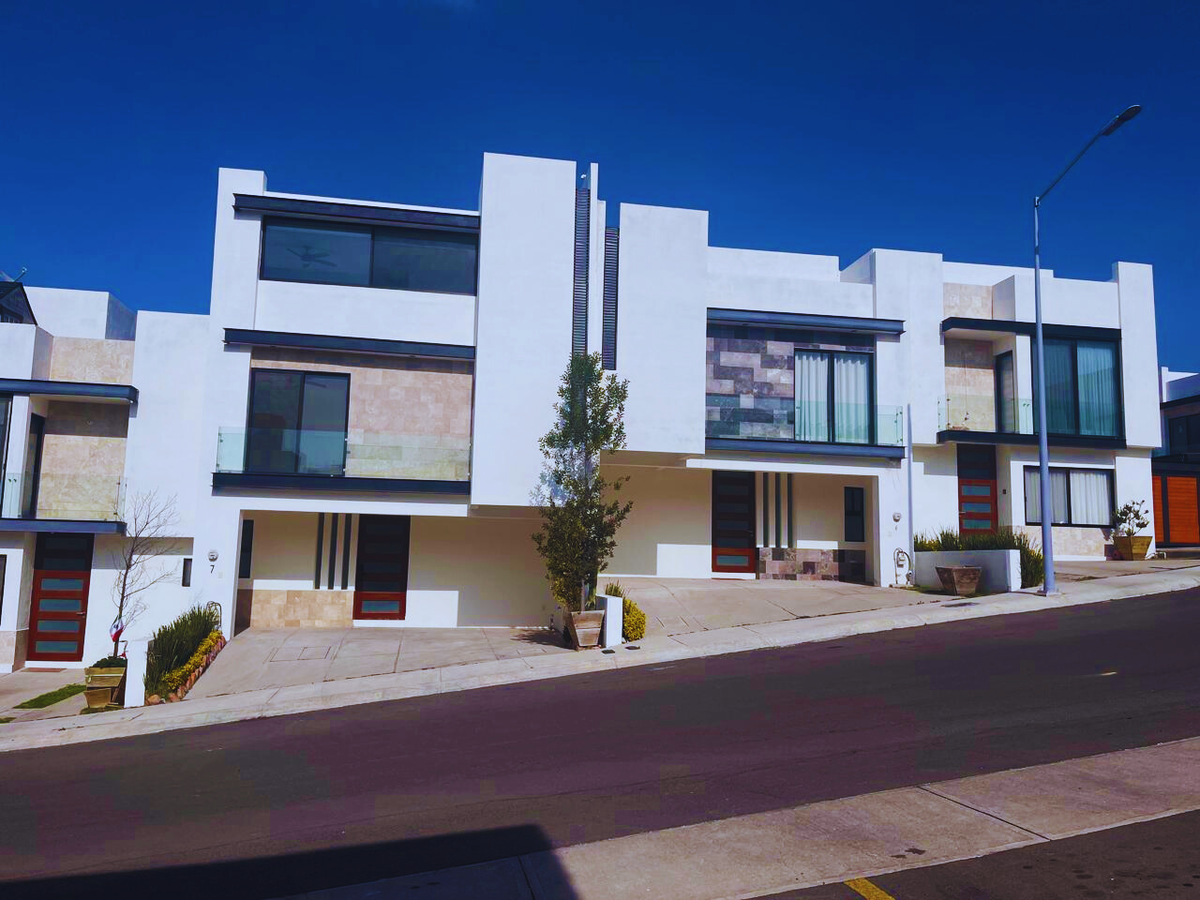 1 de 47: BAÑO VISITAS