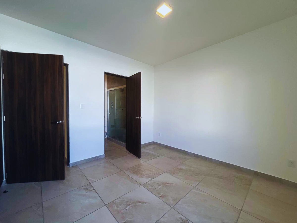 31 de 47: RECAMARA SECUNDARIA 2