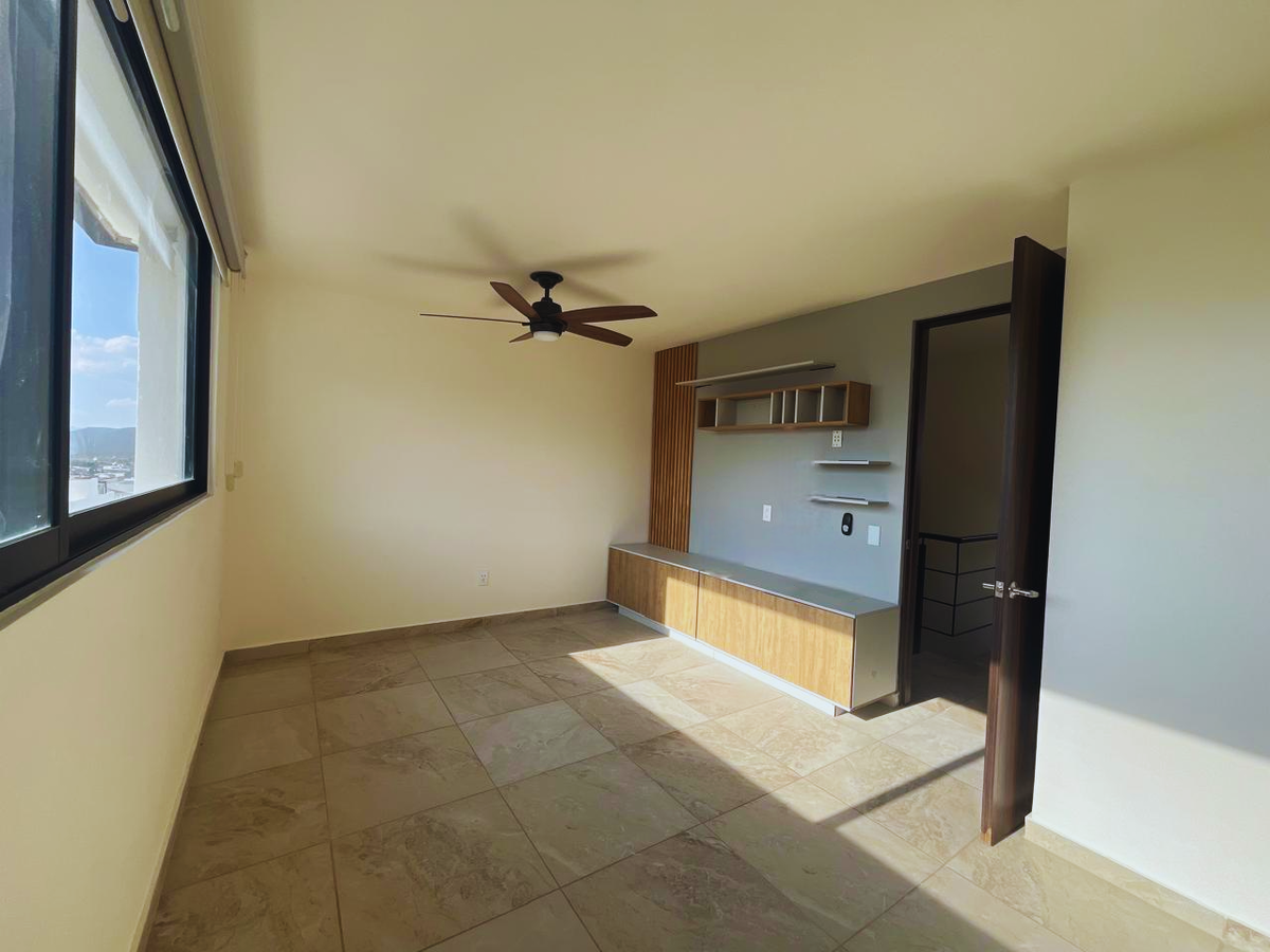 35 de 47: REPLICA RECAMARA PRINCIPAL