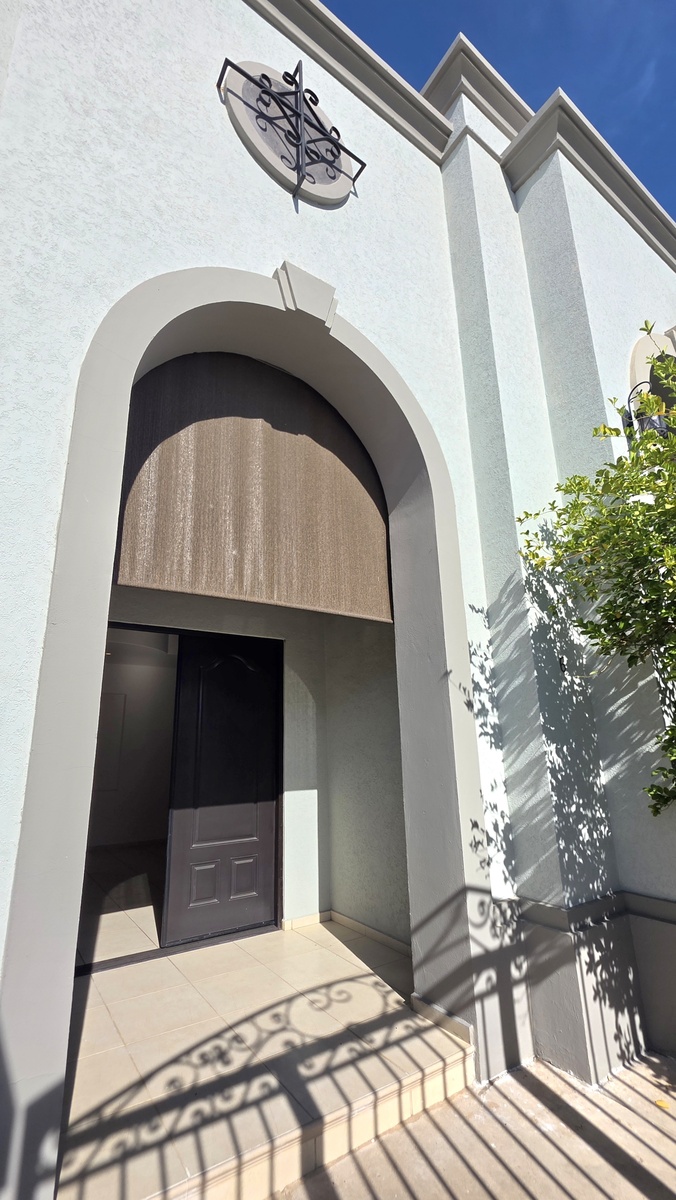 4 of 40: AMPLIA-ACTUAL-RIOJA-VENTA-SONORA-CARMEN-LABORIN-INMUEBLE