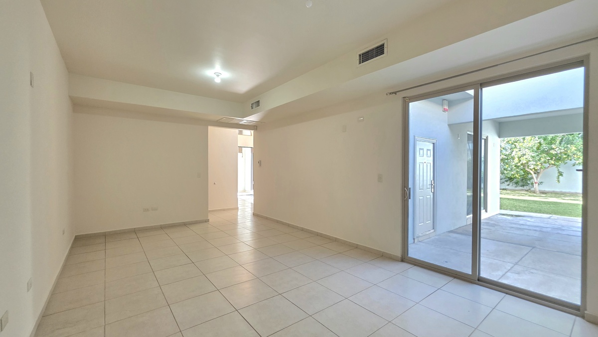 8 of 40: COMEDOR-ESTANCIA-RIOJA-VENTA-SONORA-CARMEN-LABORIN-INMUEBLE