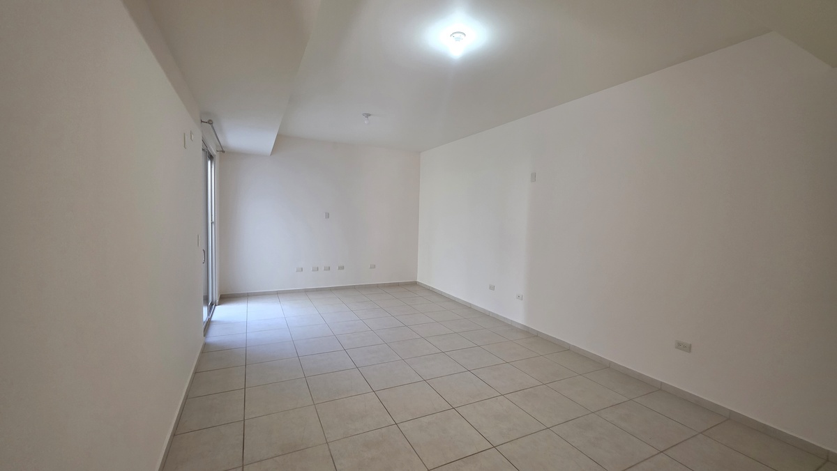 7 of 40: ESTANCIA-COMEDOR-RIOJA-VENTA-SONORA-CARMEN-LABORIN-INMUEBLE