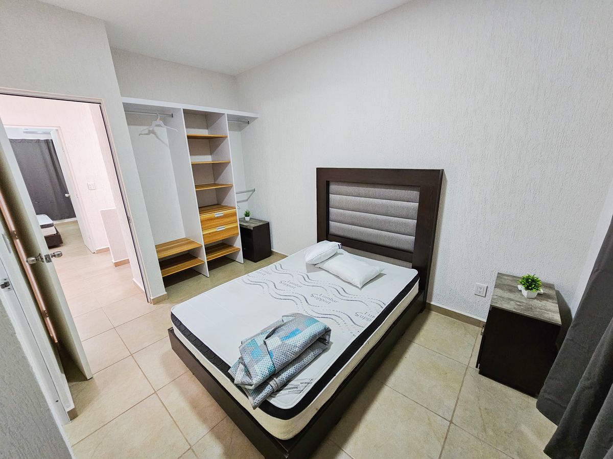 17 of 18: Recámara secundaria