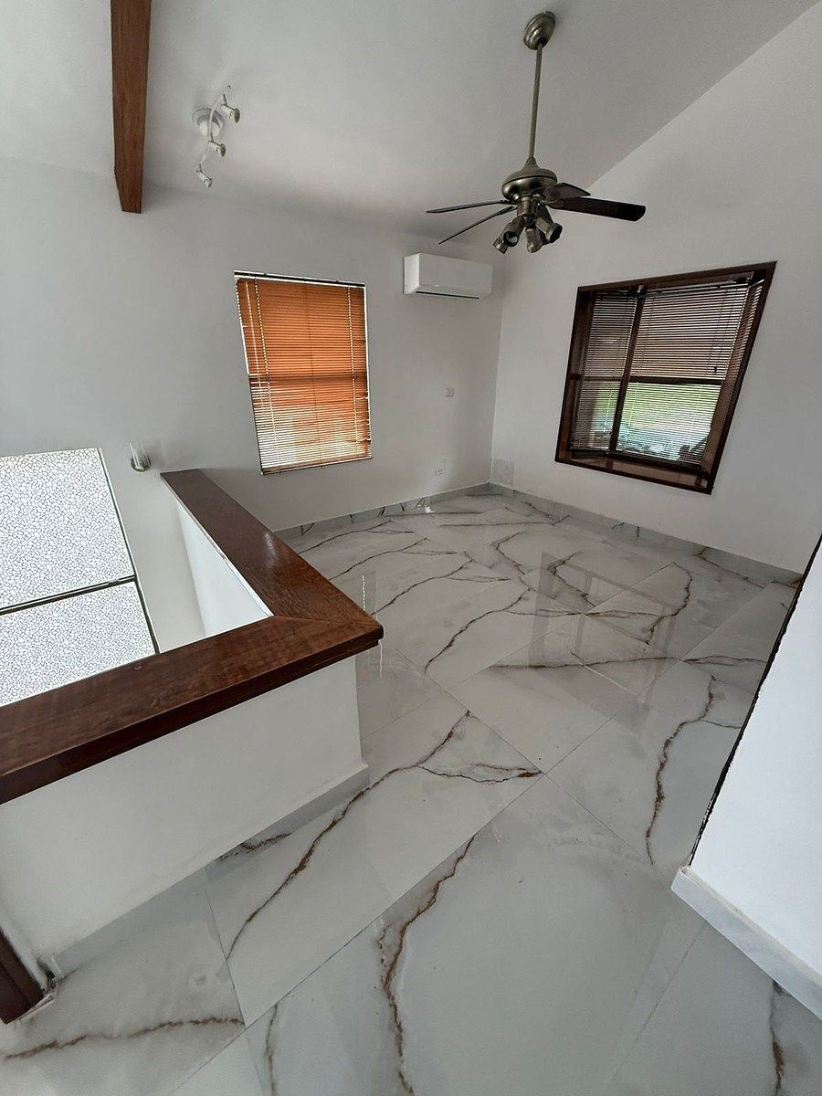 5 de 49: sala con clima