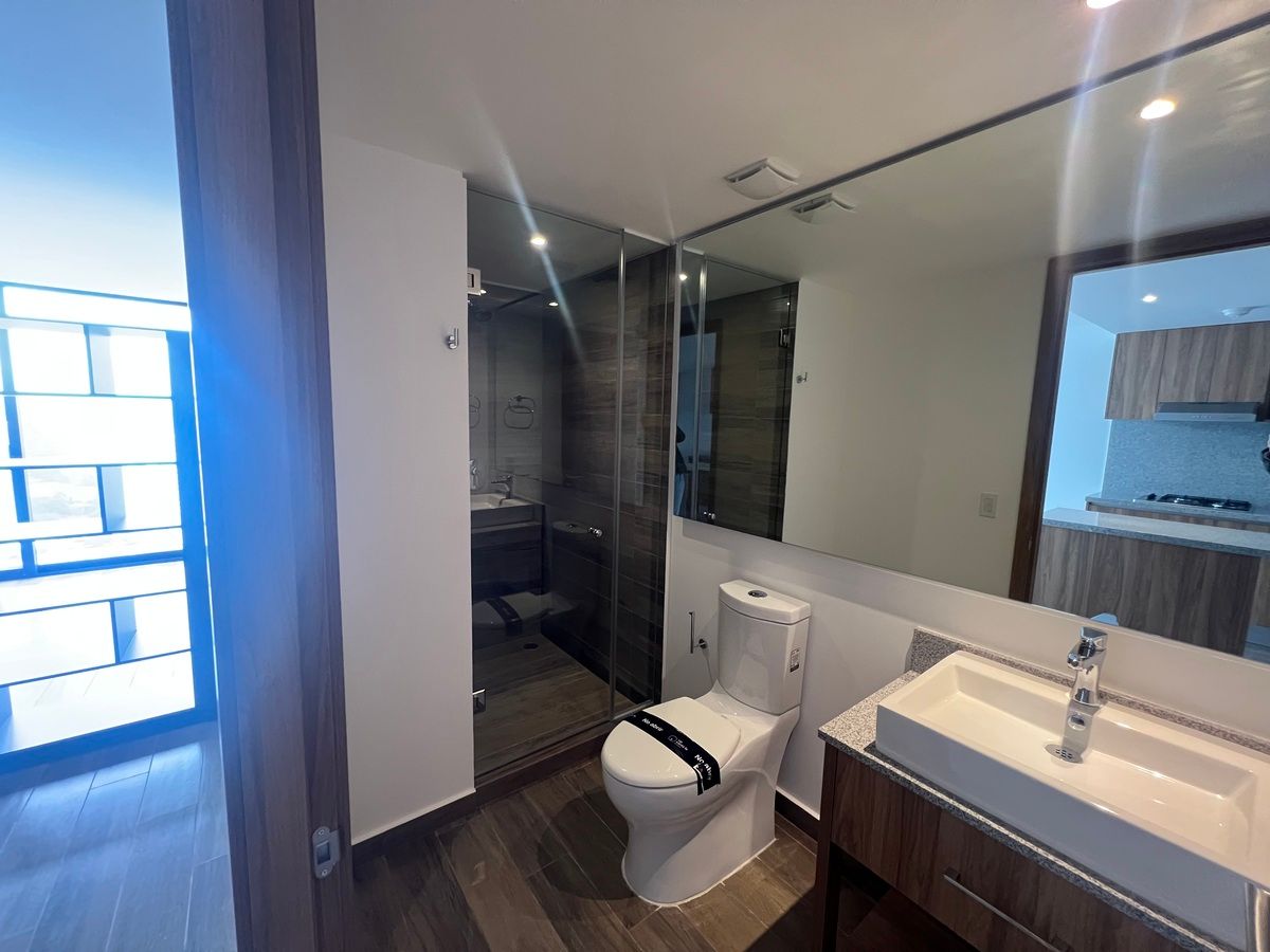 7 de 14: Baño completo