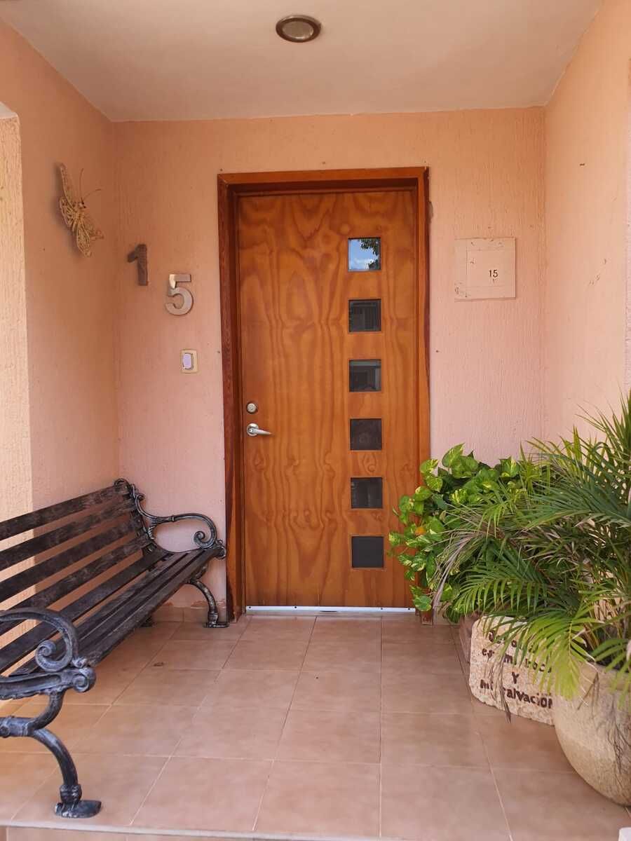 2 de 26: Entrada Principal