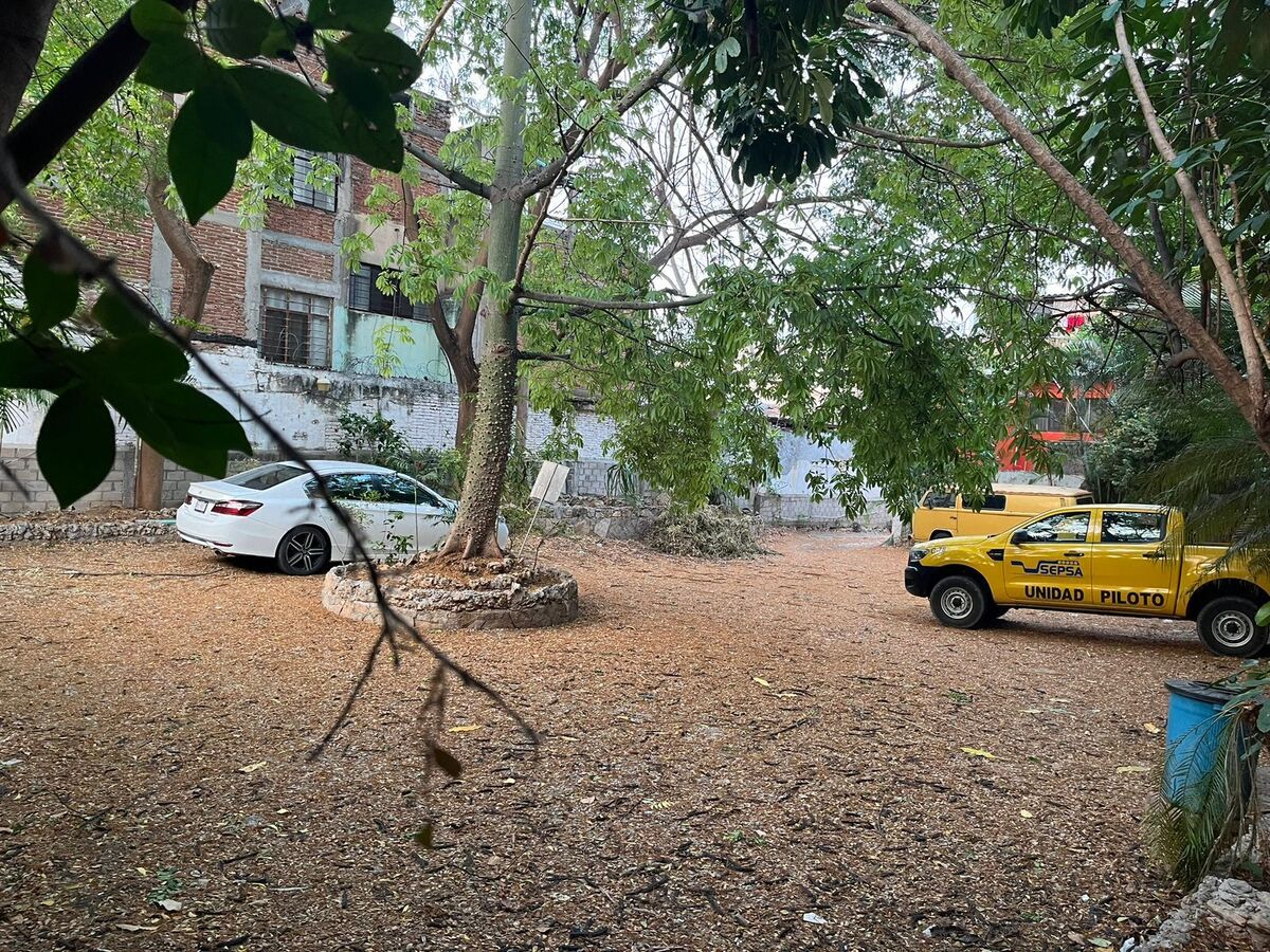 EN EL CORAZÓN COMERCIAL DE LA CIUDAD, "TERRENO EN VENTA" - foto 1