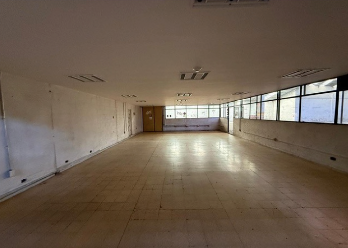 3 de 3: Área de oficinas