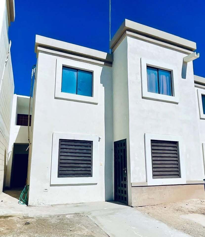 En venta hermosa casa en Los Corceles Residencial (Mexicali, B.C.)