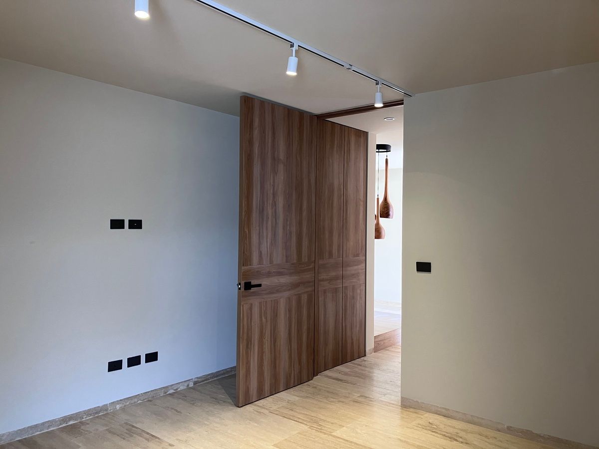 22 de 25: Recámara/estudio planta baja