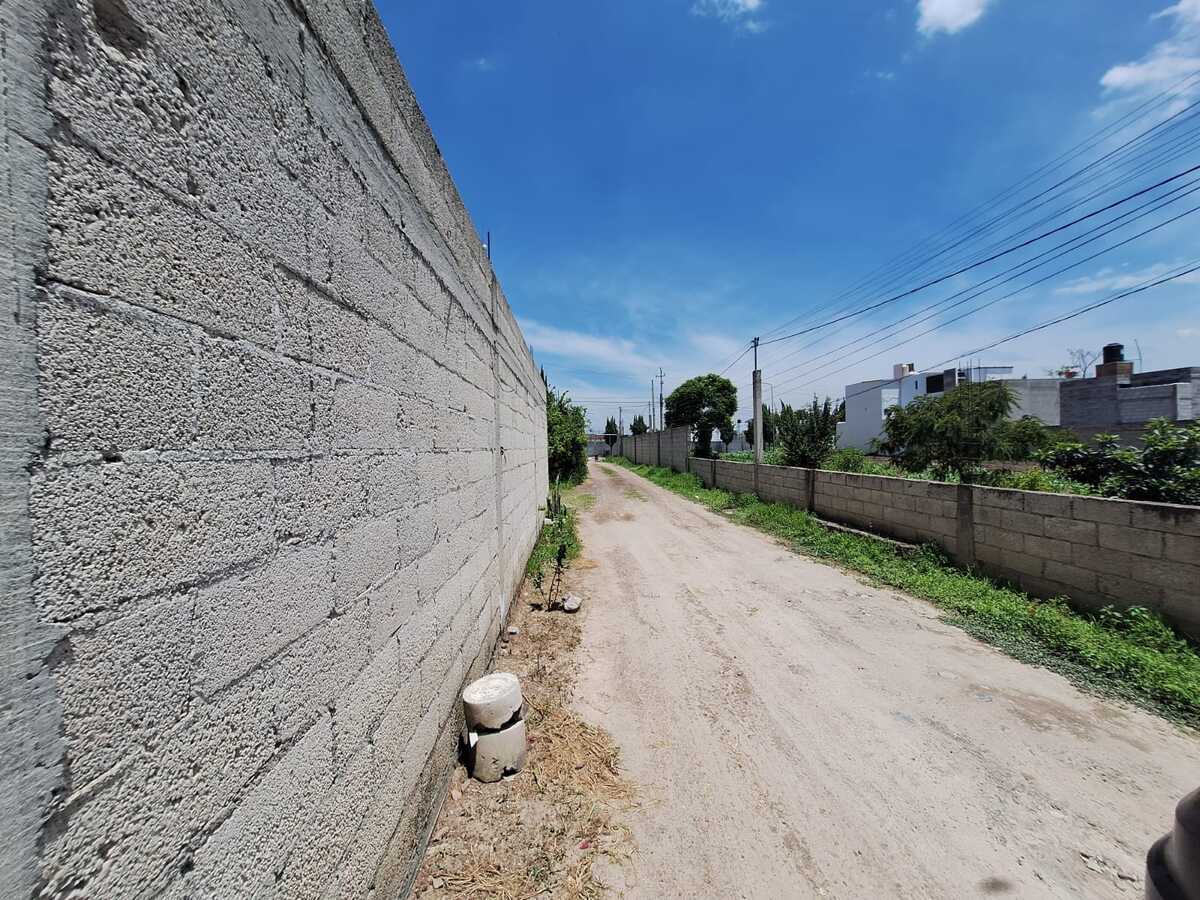 3 of 5: CALLE PRIVADA