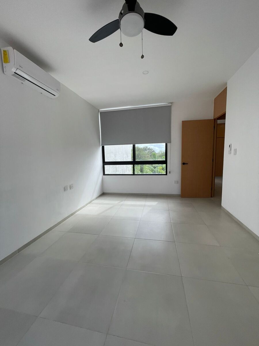 13 de 16: Segunda Recámara