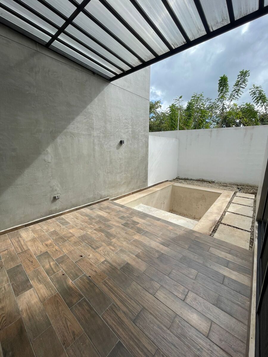 16 de 16: Terraza y Alberca