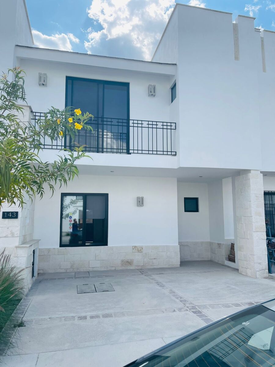 Casa en renta, foto 1 de 16